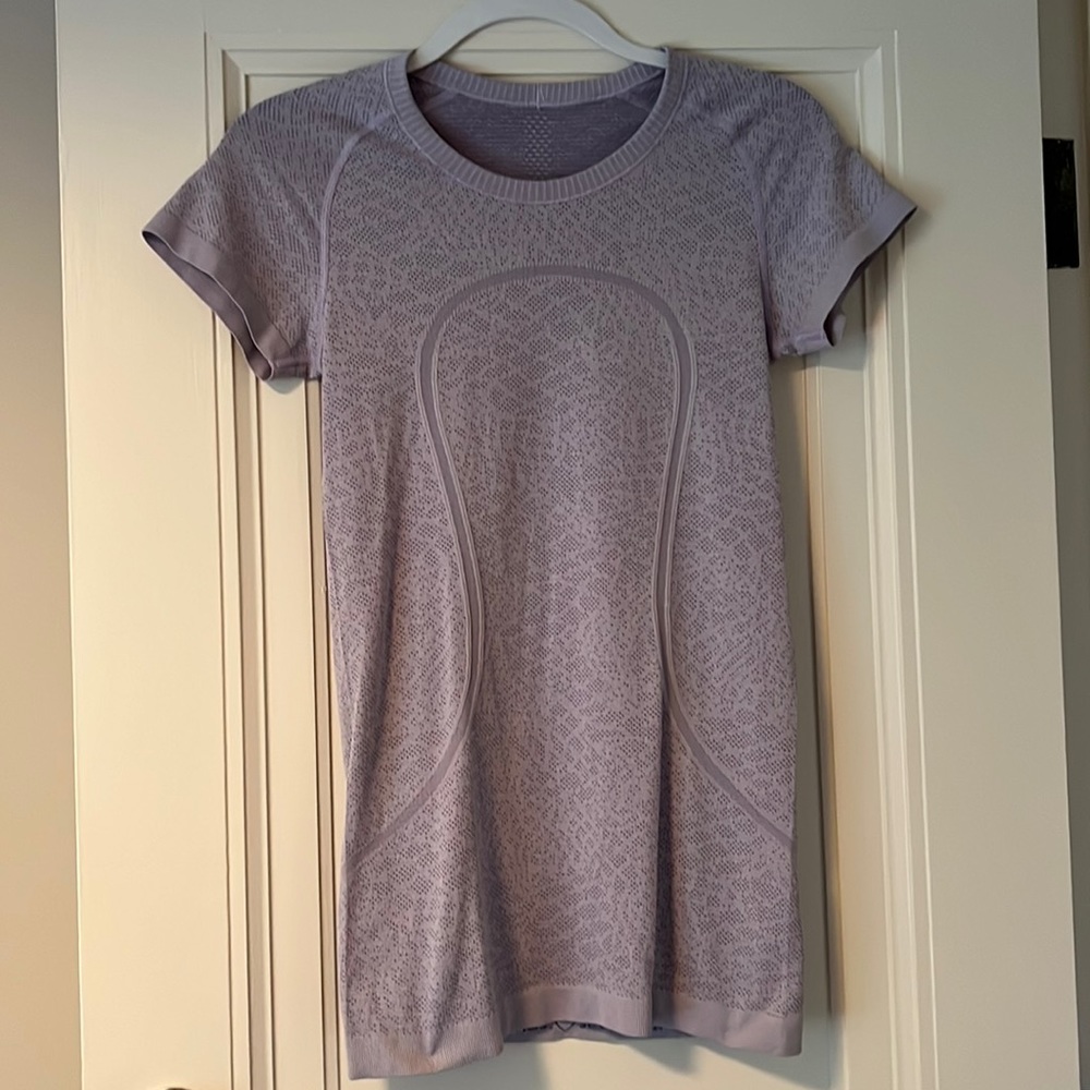 Lululemon swiftly tech short sleeve